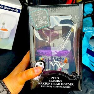 Disney Tim Burton’s The nightmare before Christmas makeup brushes never used